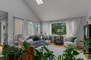 78 Valley Green Ct, North Providence, RI 02904 - Photo 8