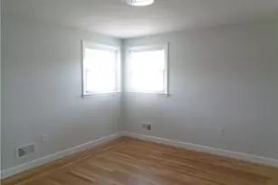 155 Lewiston St, Warwick, RI 02889 - Photo 18