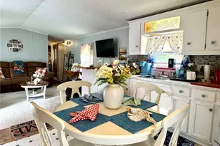 40 Toadstool Knoll Ln, Charlestown, RI 02813 - Photo 8