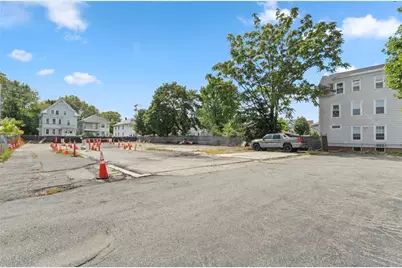 264 Weeden Street, Pawtucket, RI 02860 - Photo 2