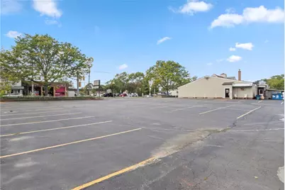 376 Bullocks Point Avenue, East Providence, RI 02915 - Photo 30