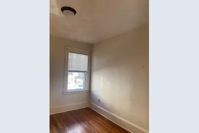 126 Suffolk Avenue, Pawtucket, RI 02861 - Photo 12