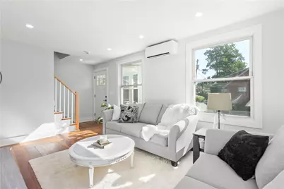 28 Manchester Street, Warwick, RI 02888 - Photo 8