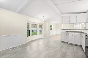 21 Lear Dr, Coventry, RI 02816 - Photo 4