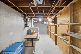 19 Beatrice Ave, Warwick, RI 02889 - Photo 16