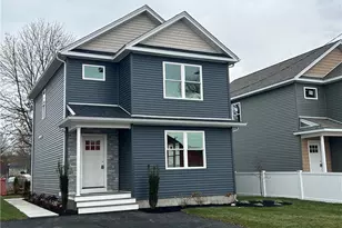 65 Cedarbrook Rd, Pawtucket, RI 02861 - Photo 2