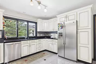 150 Central Ave, Johnston, RI 02919 - Photo 26