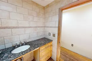 724 Greenville Ave, Johnston, RI 02919 - Photo 14