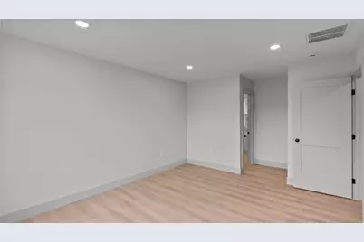 37 Hurdis Street, North Providence, RI 02904 - Photo 8