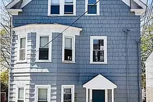 16 Tecumseh St, Providence, RI 02906 - Photo 6