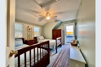 71 Wolcott Avenue, Stonington, CT 06378 - Photo 26