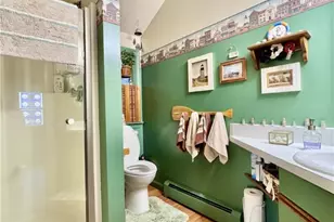 71 Wolcott Ave, Stonington, CT 06378 - Photo 32