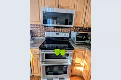 31 Burrows Street, Providence, RI 02907 - Photo 10