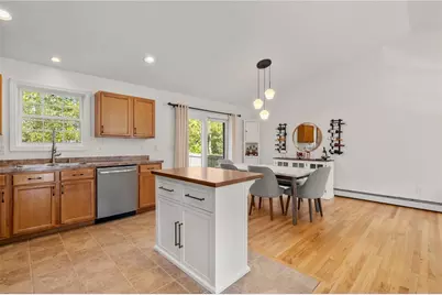 5 Meadow Court, Smithfield, RI 02917 - Photo 4