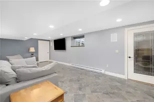 10 Honey Lou Ct, Cranston, RI 02921 - Photo 34