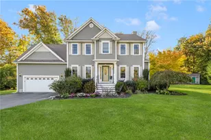 10 Honey Lou Ct, Cranston, RI 02921 - Photo 2