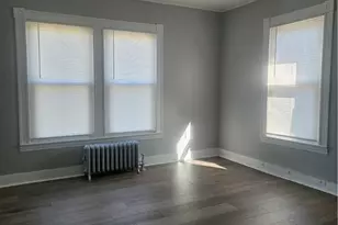 32 Pierce St, Westerly, RI 02891 - Photo 6