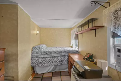 46 Lowell Avenue, Pawtucket, RI 02861 - Photo 20