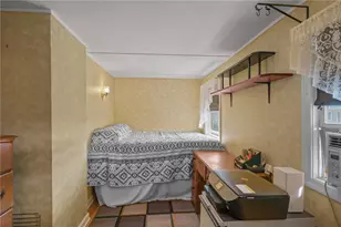 46 Lowell Ave, Pawtucket, RI 02861 - Photo 20