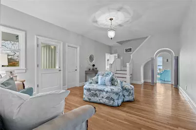 561 Indian Avenue, Middletown, RI 02842 - Photo 4