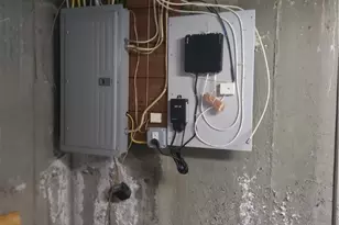 83 Valente Dr, Cranston, RI 02920 - Photo 36