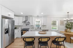 170 Holmes Rd, Warwick, RI 02888 - Photo 12