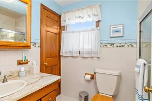 8 Atlantic Ave, Warwick, RI 02888 - Photo 18