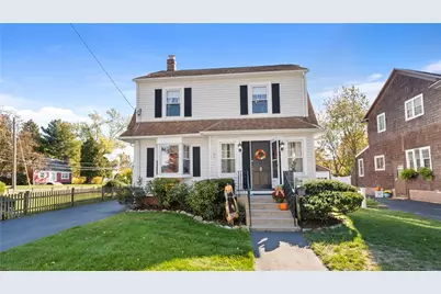 8 Atlantic Avenue, Warwick, RI 02888 - Photo 2