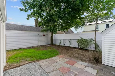 74 Leslie Street, Cranston, RI 02910 - Photo 40