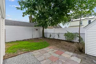 74 Leslie St, Cranston, RI 02910 - Photo 40