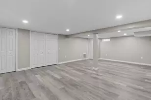 74 Leslie St, Cranston, RI 02910 - Photo 34