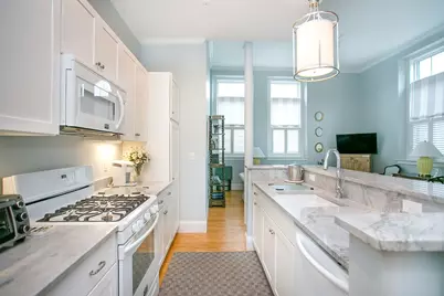 32 Carey Street #2C, Newport, RI 02840 - Photo 4