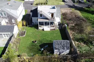 110 Orchard Ave, Middletown, RI 02842 - Photo 2