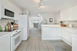 31 Coddington, Newport, RI 02840 - Photo 18