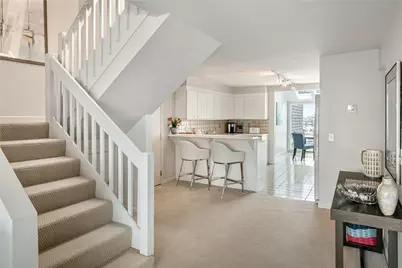 31 Coddington #24, Newport, RI 02840 - Photo 18