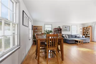 81 Sprague Ave, East Providence, RI 02915 - Photo 14