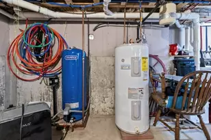 033 Alden Ave, Portsmouth, RI 02871 - Photo 20