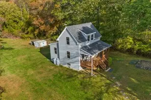 033 Alden Ave, Portsmouth, RI 02871 - Photo 1