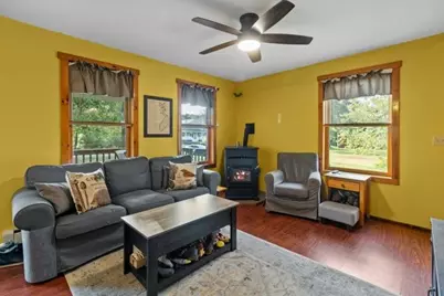 033 Alden Avenue, Portsmouth, RI 02871 - Photo 8