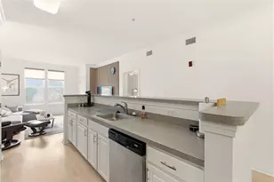 1000 Providence Pl, Providence, RI 02903 - Photo 4