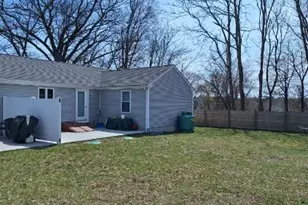 8 Deluca St, Johnston, RI 02919 - Photo 24