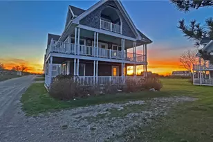 1720 Corn Neck Rd, Block Island, RI 02807 - Photo 4