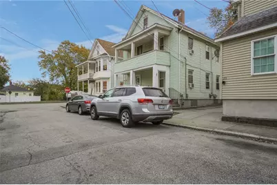 27 Collins Avenue, Pawtucket, RI 02860 - Photo 30