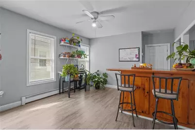 27 Collins Avenue, Pawtucket, RI 02860 - Photo 16