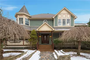 396 Love Ln, Warwick, RI 02818 - Photo 2