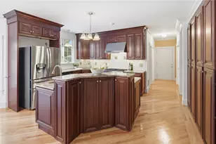 396 Love Ln, Warwick, RI 02818 - Photo 22