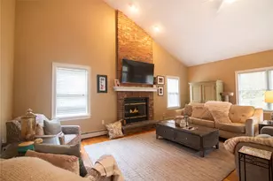 7 Caitlin Ct, South Kingstown, RI 02881 - Photo 16