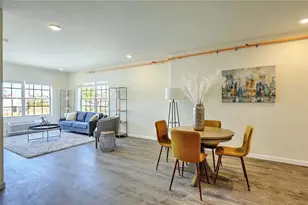 327 Pine St, Pawtucket, RI 02860 - Photo 1