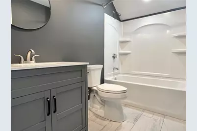 190 East Main Road #3, Middletown, RI 02842 - Photo 8