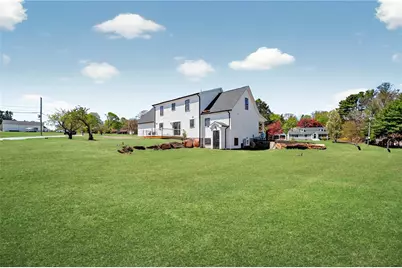 2 Winsor Road, Scituate, RI 02857 - Photo 4